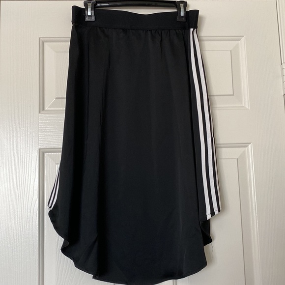 🖤🖤🖤 ADIDAS High Low Skirt Medium Vintage Rare!! 🖤🖤🖤 - Picture 5 of 5